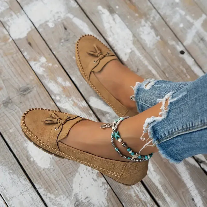 Patamon - Comfortable Loafers With Soft Vintage Bows