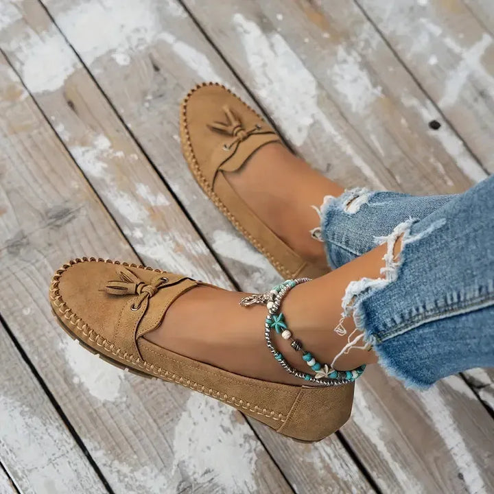 Patamon - Comfortable Loafers With Soft Vintage Bows