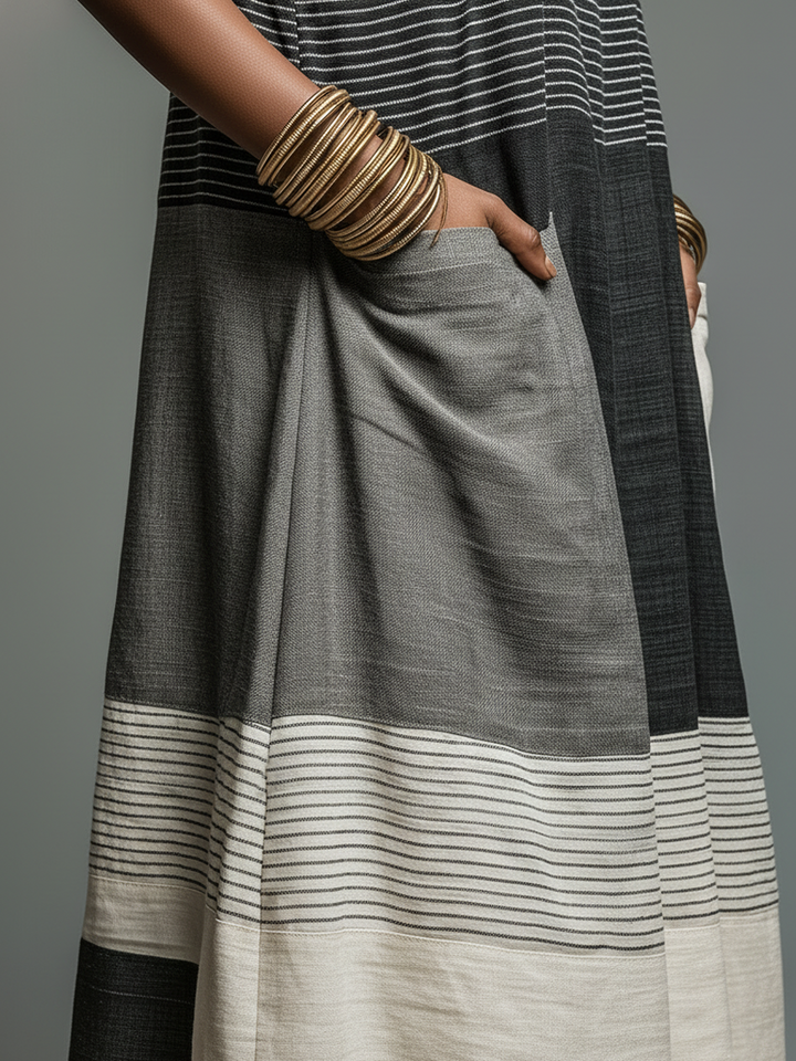 Jynnie - Sleeveless Striped Maxi Dress
