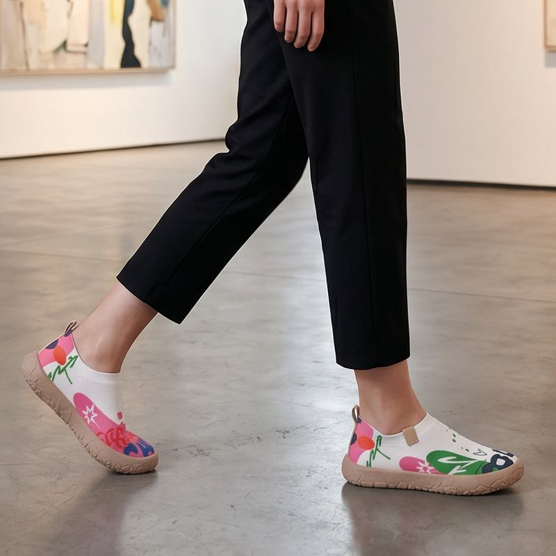 Farhia - Casual Slip-On Shoes With Artistic Print