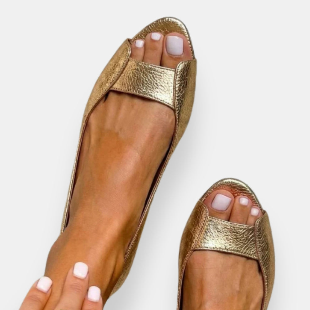 Fryda - Metallic Flat Sandals
