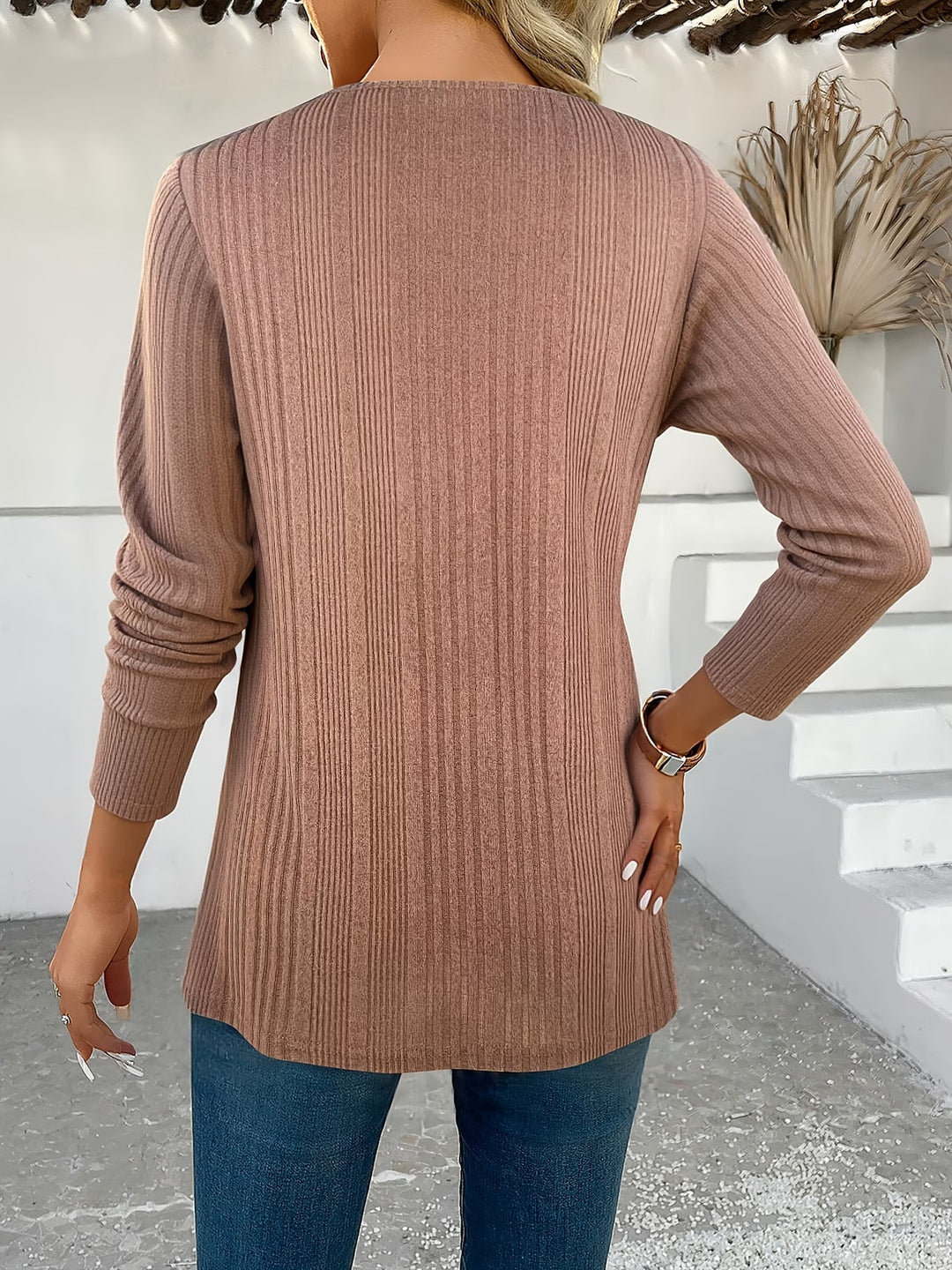 Lizeth - Long Sleeve Crew Neck T-Shirt