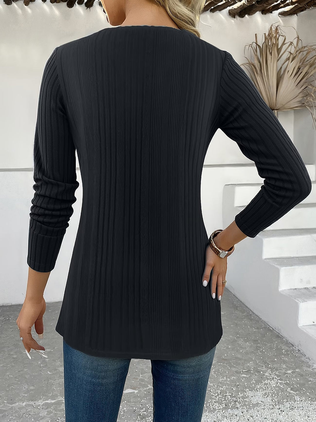 Lizeth - Long Sleeve Crew Neck T-Shirt