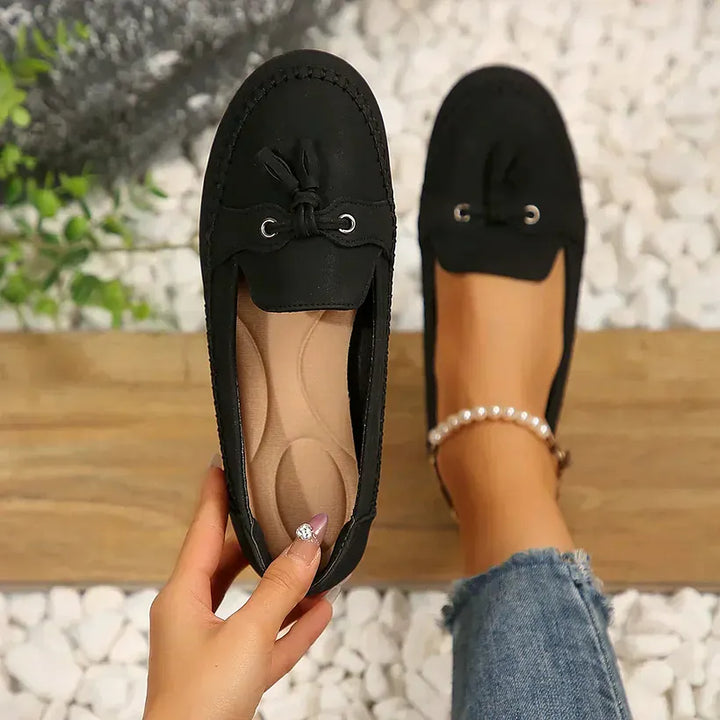 Patamon - Comfortable Loafers With Soft Vintage Bows