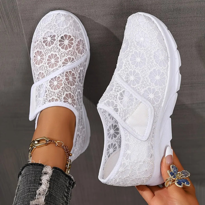 Tonjaa - Lace Sneakers With Floral Embroidery