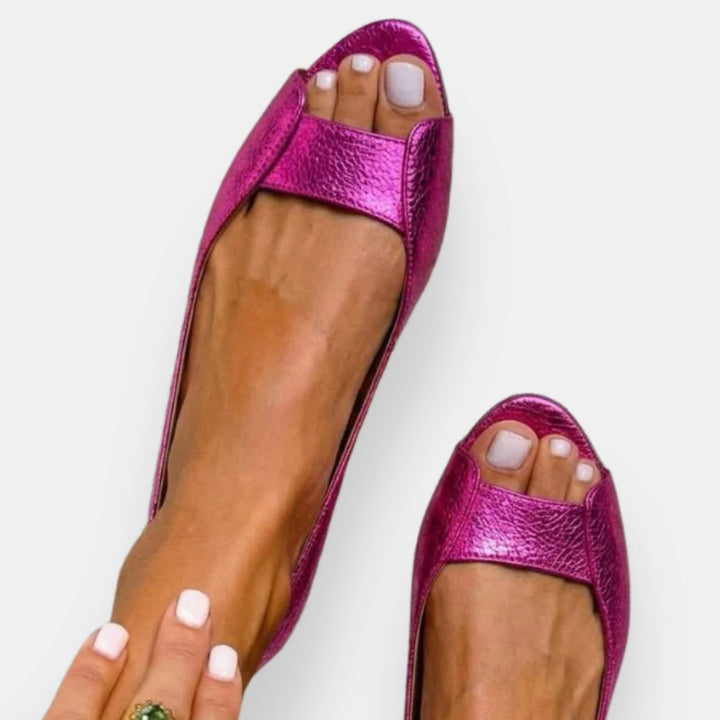 Fryda - Metallic Flat Sandals