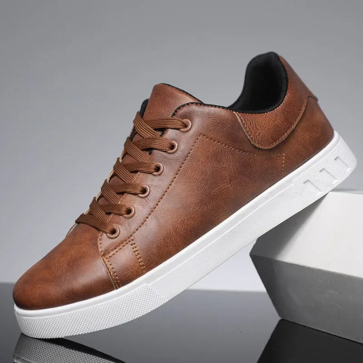Kyeron - Classic Lace Up Sneakers