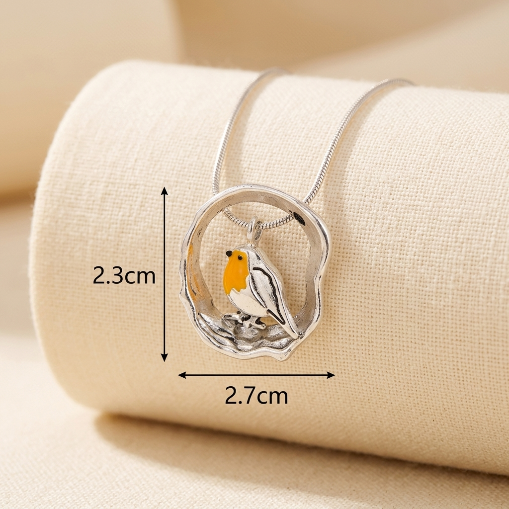 Lien - Robin Pendant Necklace