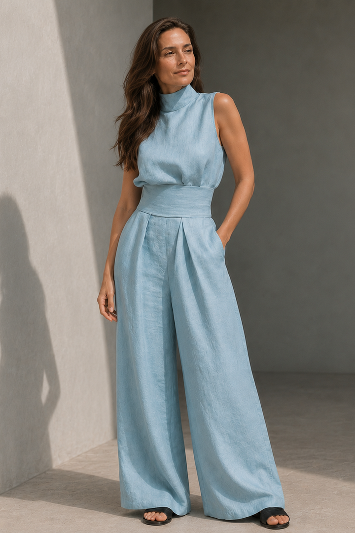Winka - Classic Sleeveless Jumpsuit