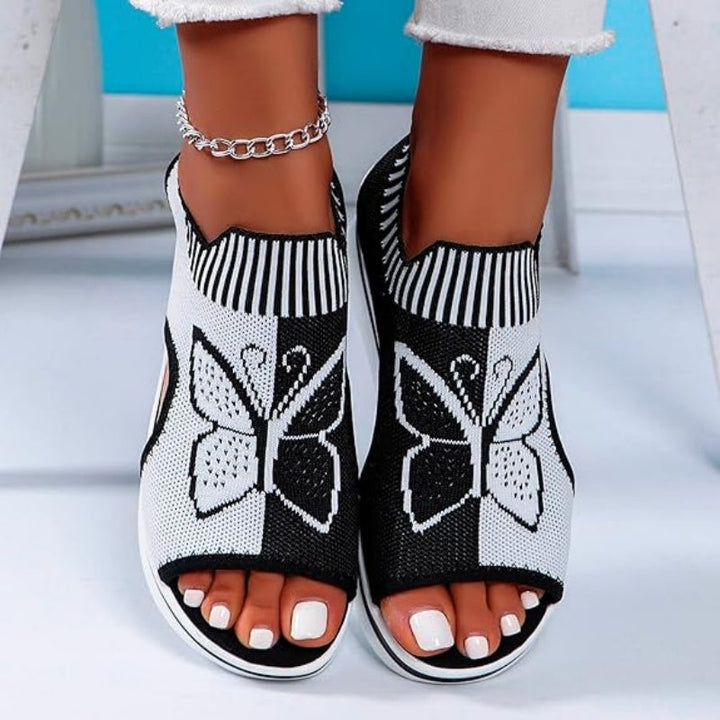 Lidijia - Open Toe Flat Sandals